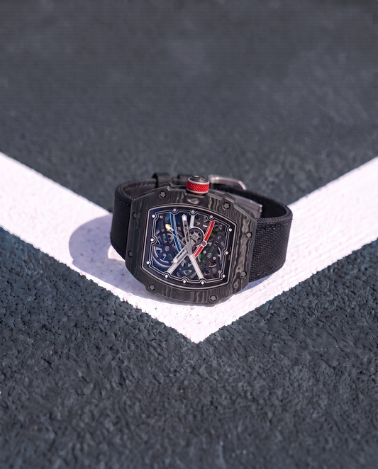 DM 35-01 Noir Blanc skeleton watch, detail view