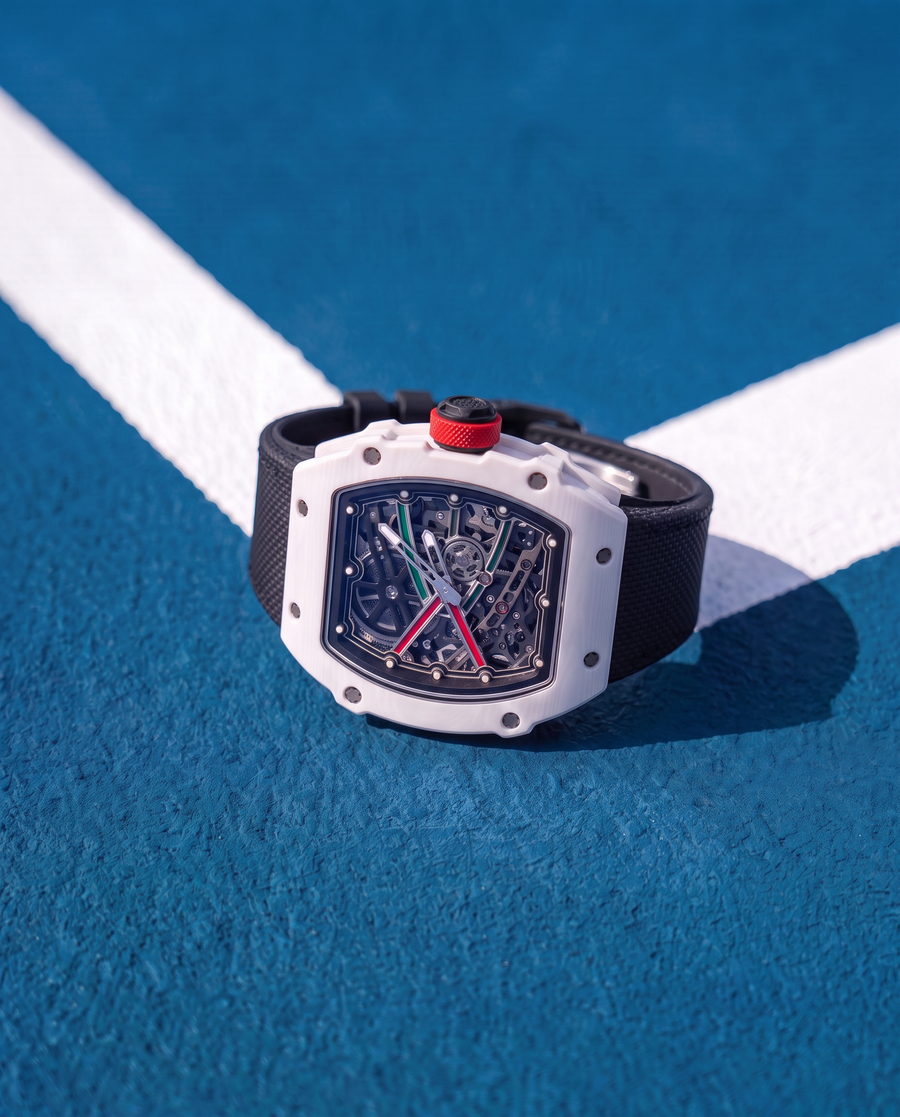 DM 35-02 Monarque Blanc skeleton watch, detail view